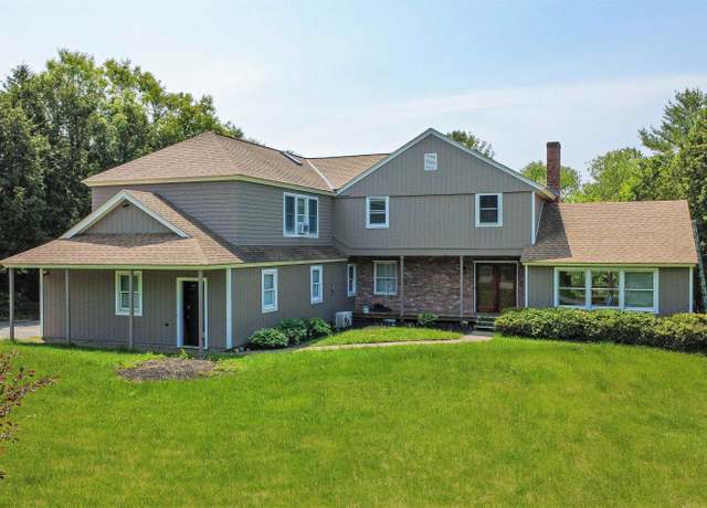 Property at 62 Lawrence Cir, St. Johnsbury, VT 05819, 5 beds, 3.5 baths