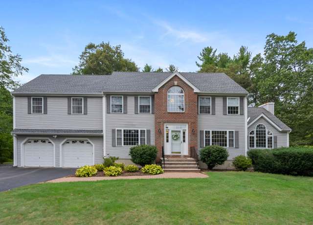 Property at 4 Paradise Ln, Hudson, NH 03051, 4 beds, 4 baths