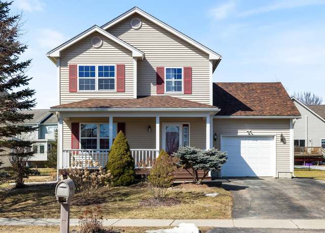 Property at 15 Catkin Dr, South Burlington, VT 05403, 3 beds, 2.5 baths