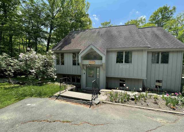 Property at 1029 Baker Turn, Hartford, VT 05059, 4 beds, 2 baths
