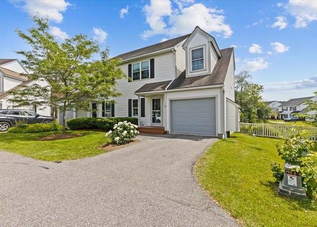 Property at 8 Kristen Ct, Williston, VT 05495, 2 beds, 2.5 baths