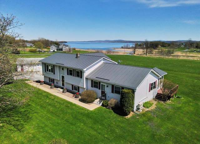 Property at 132 East Shr S, Grand Isle, VT 05458, 4 beds, 3 baths