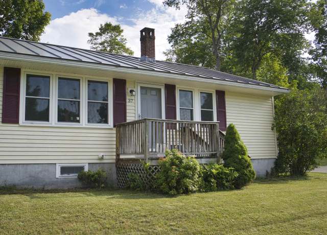 Property at 37 Atwood Ave, Woodstock, VT 05091, 2 beds, 1 bath