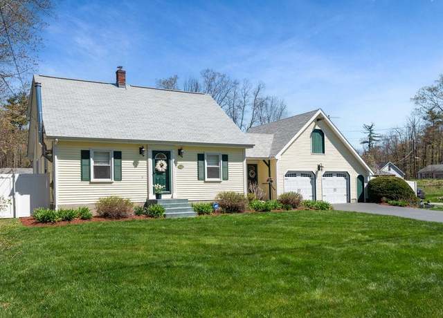 Property at 438 Manchester Rd, Auburn, NH 03032, 3 beds, 1.5 baths