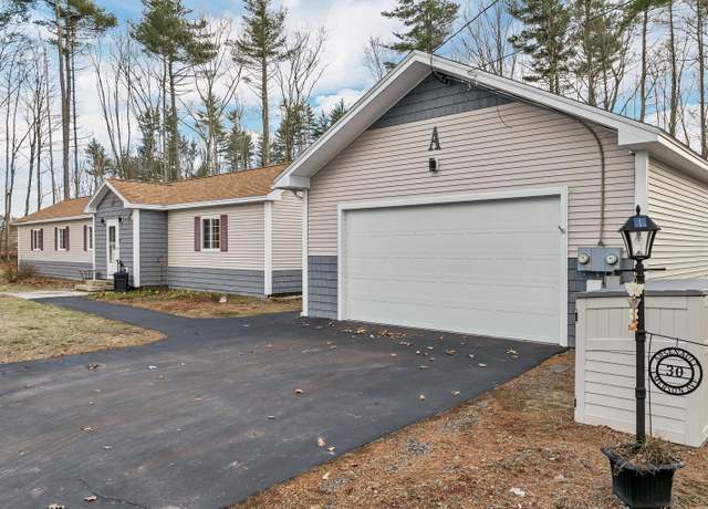Property at 30 Emerson Ave, Rochester, NH 03867, 3 beds, 2 baths