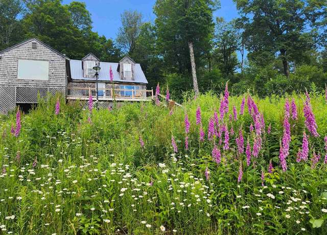 Property at 104 Johnny Cake Hill Ln, Readsboro, VT 05350, 3 beds, 3 baths