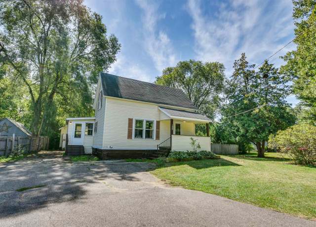 Property at 133 White St, South Burlington, VT 05403, 3 beds, 1 bath