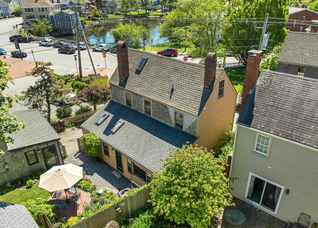 Property at 333 Marcy St, Portsmouth, NH 03801, 3 beds, 2.5 baths