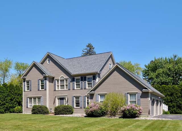 Property at 3 Playhouse Cir, Hampton, NH 03842, 5 beds, 3.5 baths