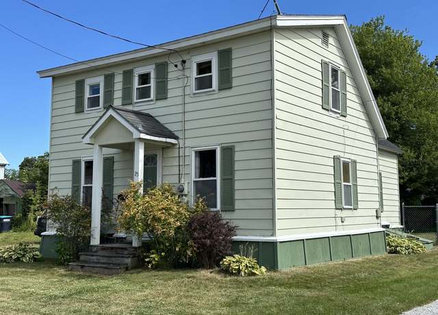 Property at 25 Pine St, Swanton, VT 05488, 3 beds, 1 bath