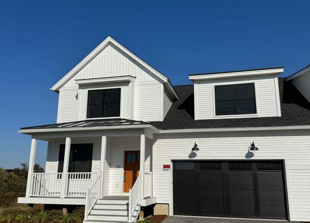 Property at 165 Aurora Rd, South Burlington, VT 05403, 4 beds, 2.5 baths