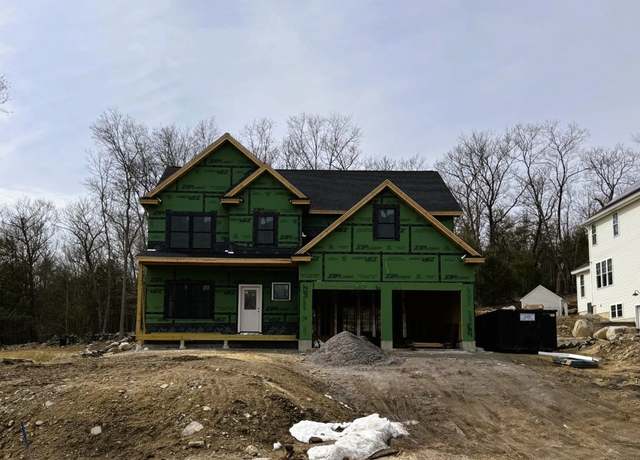 Property at 14 Captain Bannon Cir, Merrimack, NH 03054, 4 beds, 2.5 baths