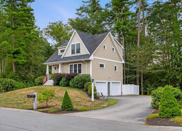 Property at 5 Winslow Dr, Exeter, NH 03833, 3 beds, 2.5 baths