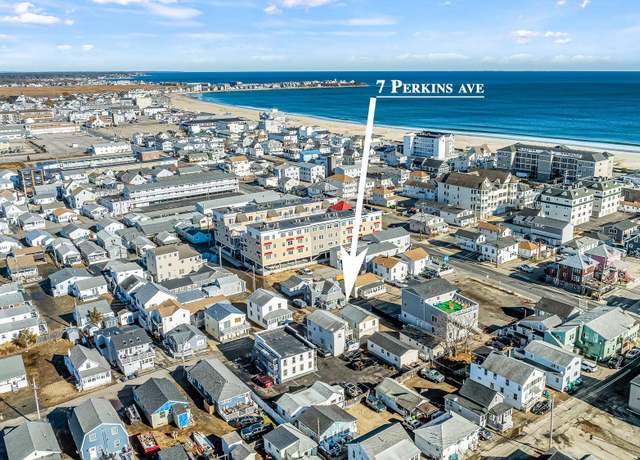 Property at 7 Perkins Ave Unit A, Hampton, NH 03842, 5 beds, 1 bath