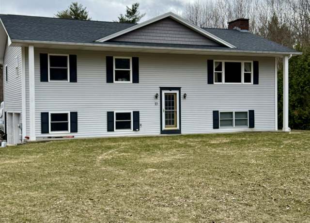 Property at 10 Ethan Allen Hwy, Georgia, VT 05468, 3 beds, 2.5 baths
