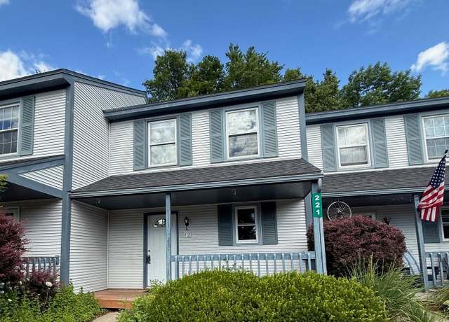 Property at 221 Lyman Mdw Unit P2, Hinesburg, VT 05461-9807, 2 beds, 1.5 baths