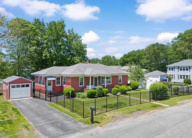 Property at 228 Platts Ave, Manchester, NH 03109, 3 beds, 1.5 baths