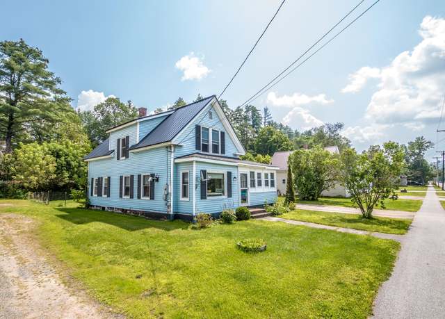 Photo of 95 Summer St, Lancaster, NH 03584