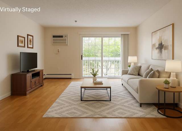 Property at 490 River Rd #3, Manchester, NH 03104, 2 beds, 1 bath