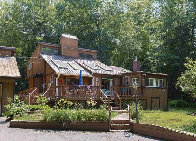 Property at 580 Country Land Dr, North Haverhill, NH 03774, 3 beds, 2 baths