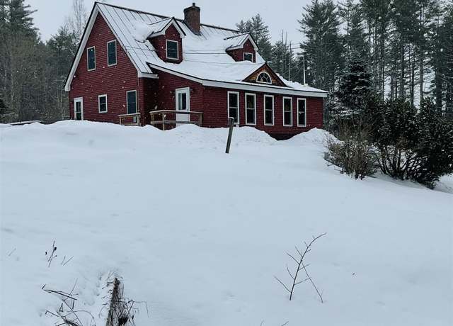 Property at 133 White Oak Ln, Royalton, VT 05068, 3 beds, 1.5 baths