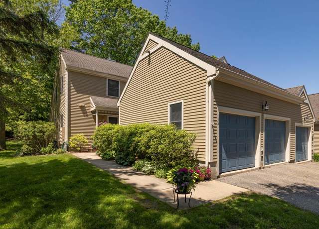 Property at 133 Spinnaker Way #133, Portsmouth, NH 03801, 3 beds, 2.5 baths
