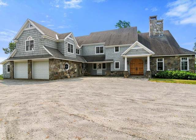 Property at 19 Old Town Rd, Winhall, VT 05340, 5 beds, 6 baths