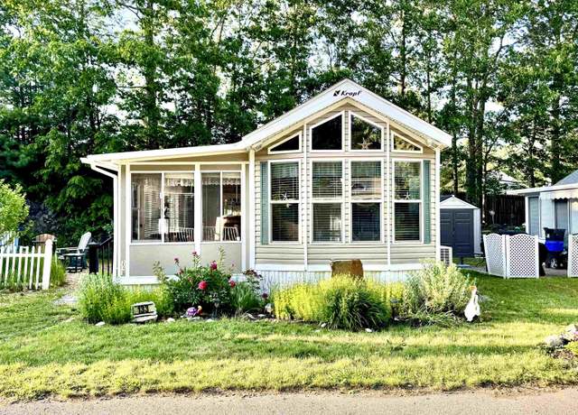 Property at 430 Post Rd #133, Wells, ME 04090, 2 beds, 1 bath