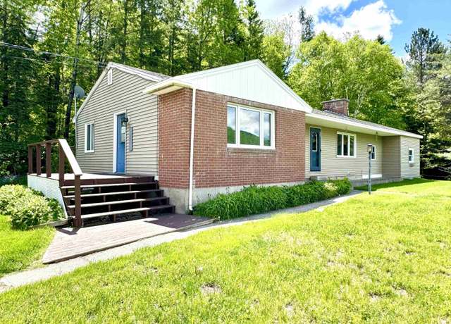 Property at 7 Sunset Dr, Colebrook, NH 03576, 3 beds, 1.5 baths