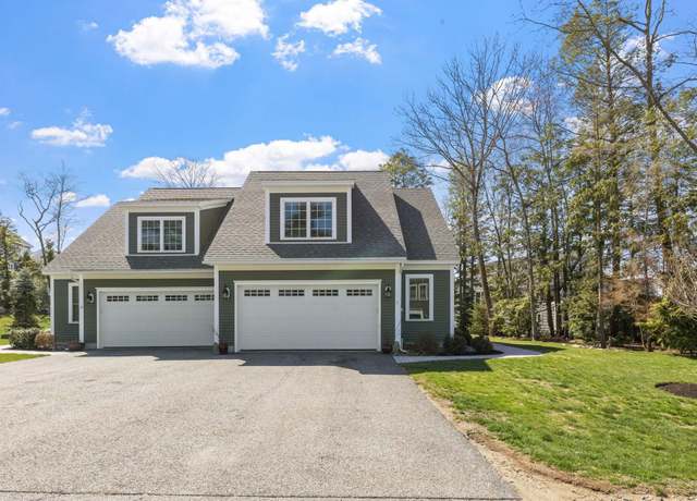 Property at 13 Green Rd, Newmarket, NH 03857, 3 beds, 2.5 baths