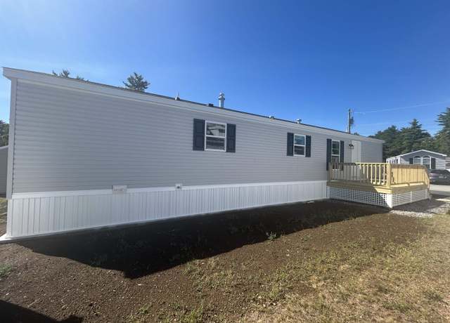 Property at 4 Dudley Ct, Somersworth, NH 03878, 2 beds, 1 bath