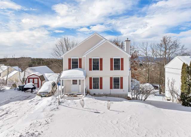 Property at 674 Wellington Hill Rd, Manchester, NH 03104, 3 beds, 1.5 baths