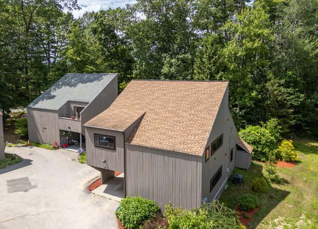 Property at 32 Coburn Woods Dr #32, Nashua, NH 03063, 3 beds, 2 baths