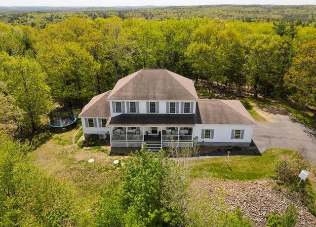 Property at 47 Sherman Dr, Raymond, NH 03077, 5 beds, 3.5 baths