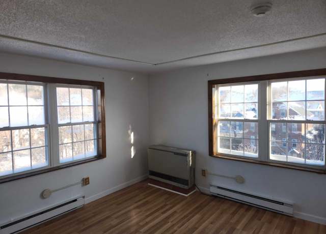 Property at 30 Beech St Unit 4C, Bristol, NH 03222, 2 beds, 1 bath