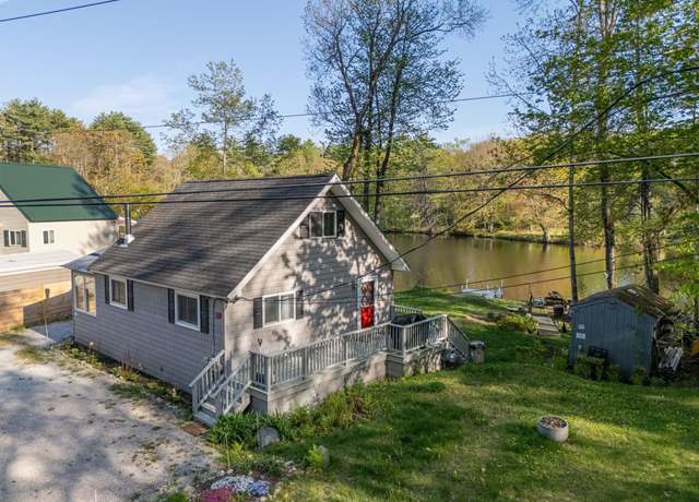 Property at 33 Moccasin Trl, Hillsborough, NH 03244, 2 beds, 1 bath