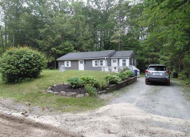Property at 33 Seminole Rd, Hillsborough, NH 03244, 2 beds, 1 bath