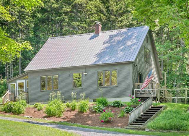 Property at 1945 Loop Rd, Northfield, VT 05663, 3 beds, 1.5 baths