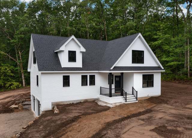 Property at 93 Stage Rd, Hampstead, NH 03841, 3 beds, 2.5 baths