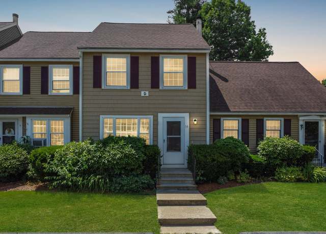 Property at 15 Culver St #14, Plaistow, NH 03865, 2 beds, 1.5 baths