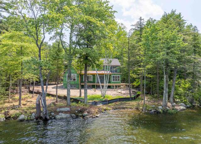 Property at 53 Bay Dr, Center Harbor, NH 03226, 4 beds, 4.5 baths