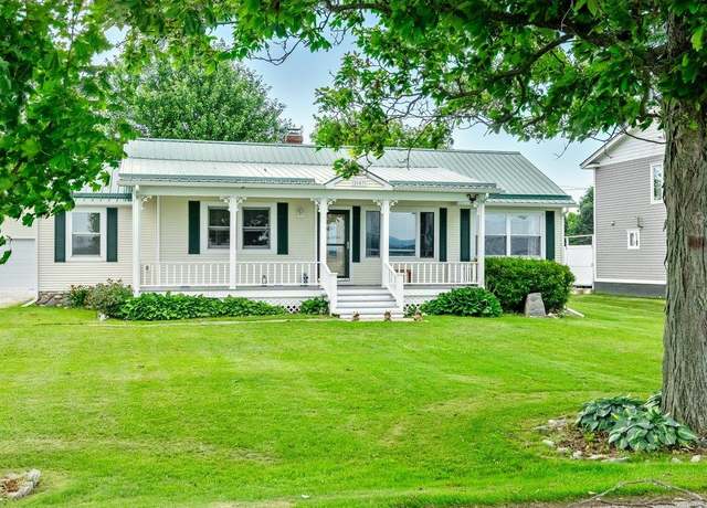 Property at 2603 W Shore Rd, Isle La Motte, VT 05463, 2 beds, 2 baths