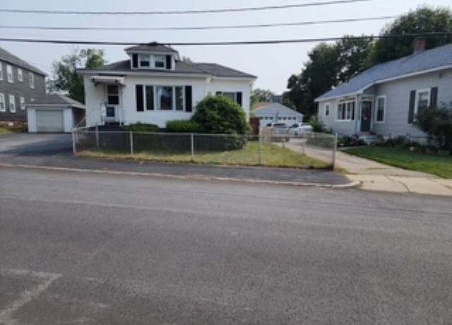 Property at 177 Young St, Manchester, NH 03103, 3 beds, 1.5 baths
