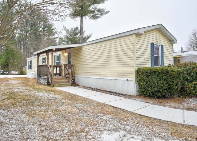 Property at 75 Lamplighter Dr, Conway, NH 03818, 3 beds, 2 baths