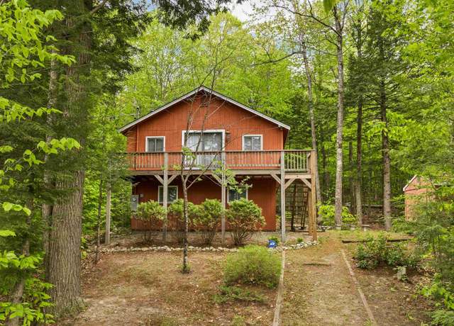 Property at 21 Valley Rd, Tuftonboro, NH 03816, 3 beds, 1 bath
