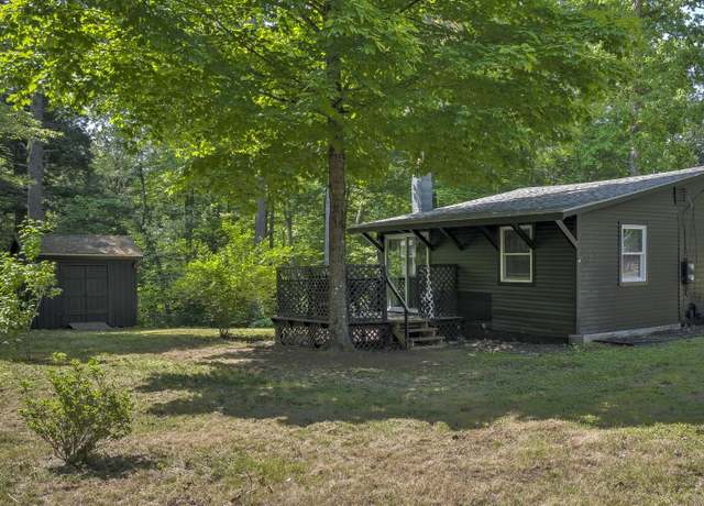 Property at 49 Forest Lake Cir, Winchester, NH 03470, 2 beds, 1 bath