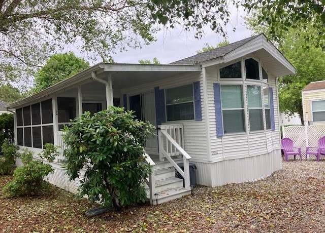 Property at 308 State Route 286 Lot 76, Seabrook, NH 03874, 1 bed, 1 bath
