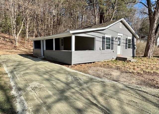 Property at 91 Sullivan St, Keene, NH 03431, 2 beds, 1 bath
