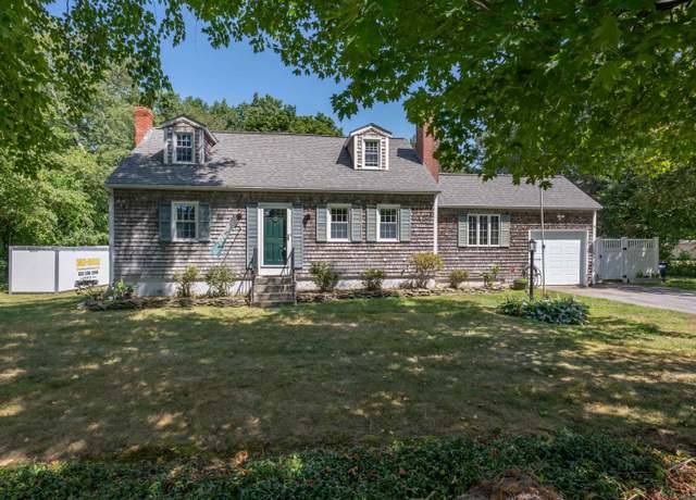 Property at 14 Lamprey Rd, Kensington, NH 03833, 4 beds, 3 baths