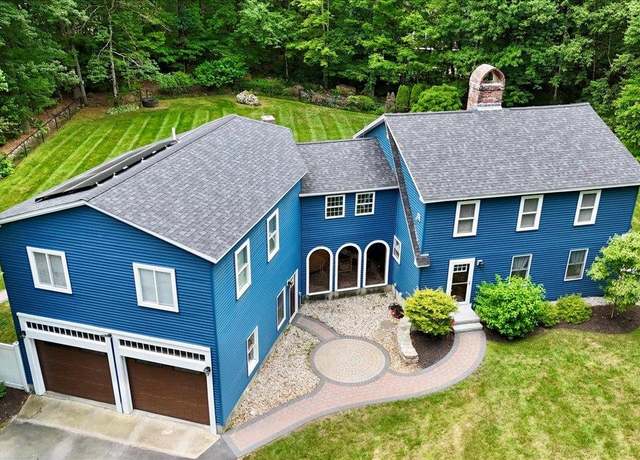 Property at 10 Acacia St, Merrimack, NH 03054, 4 beds, 3.5 baths